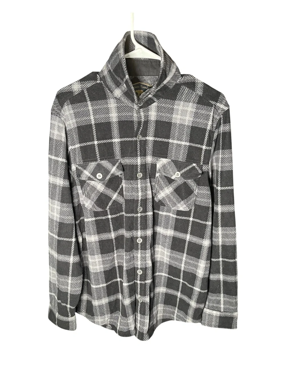 Freedom Foundry Men's Gray Black Plaid Button-Down long sleeve shirt